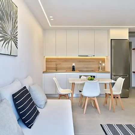 Sapphire - Paros Gem 나오우사