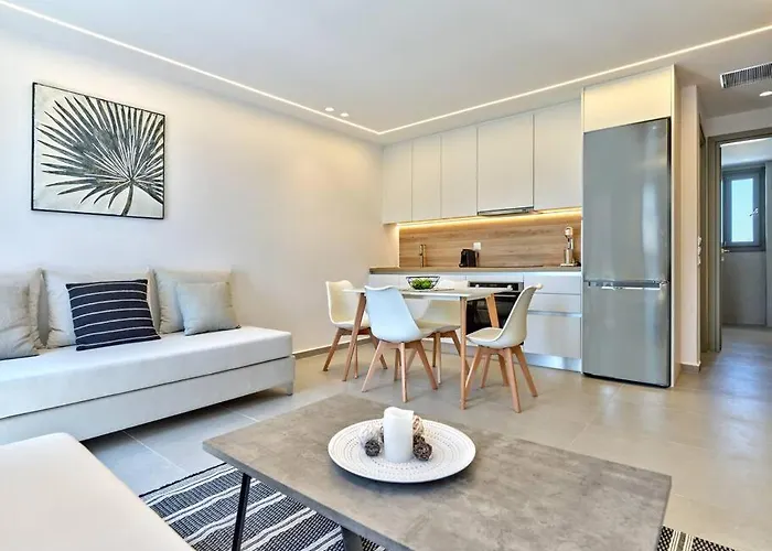 Sapphire - Paros Gem * Naousa