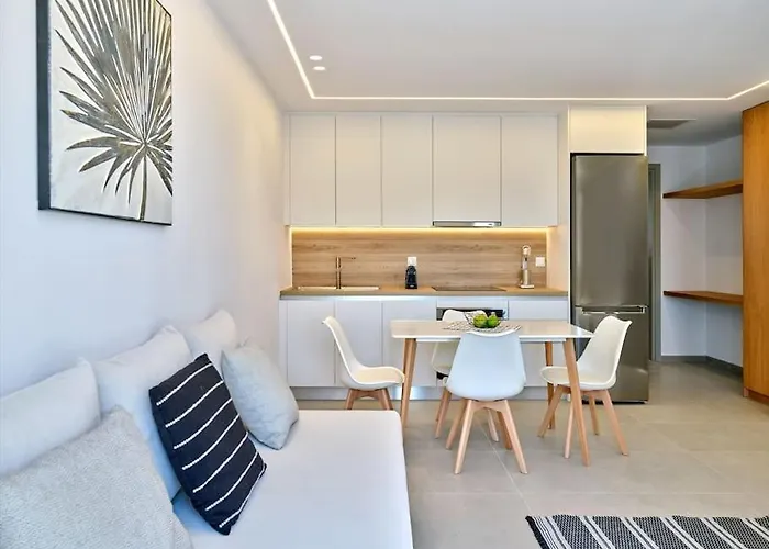 Sapphire - Paros Gem Naousa